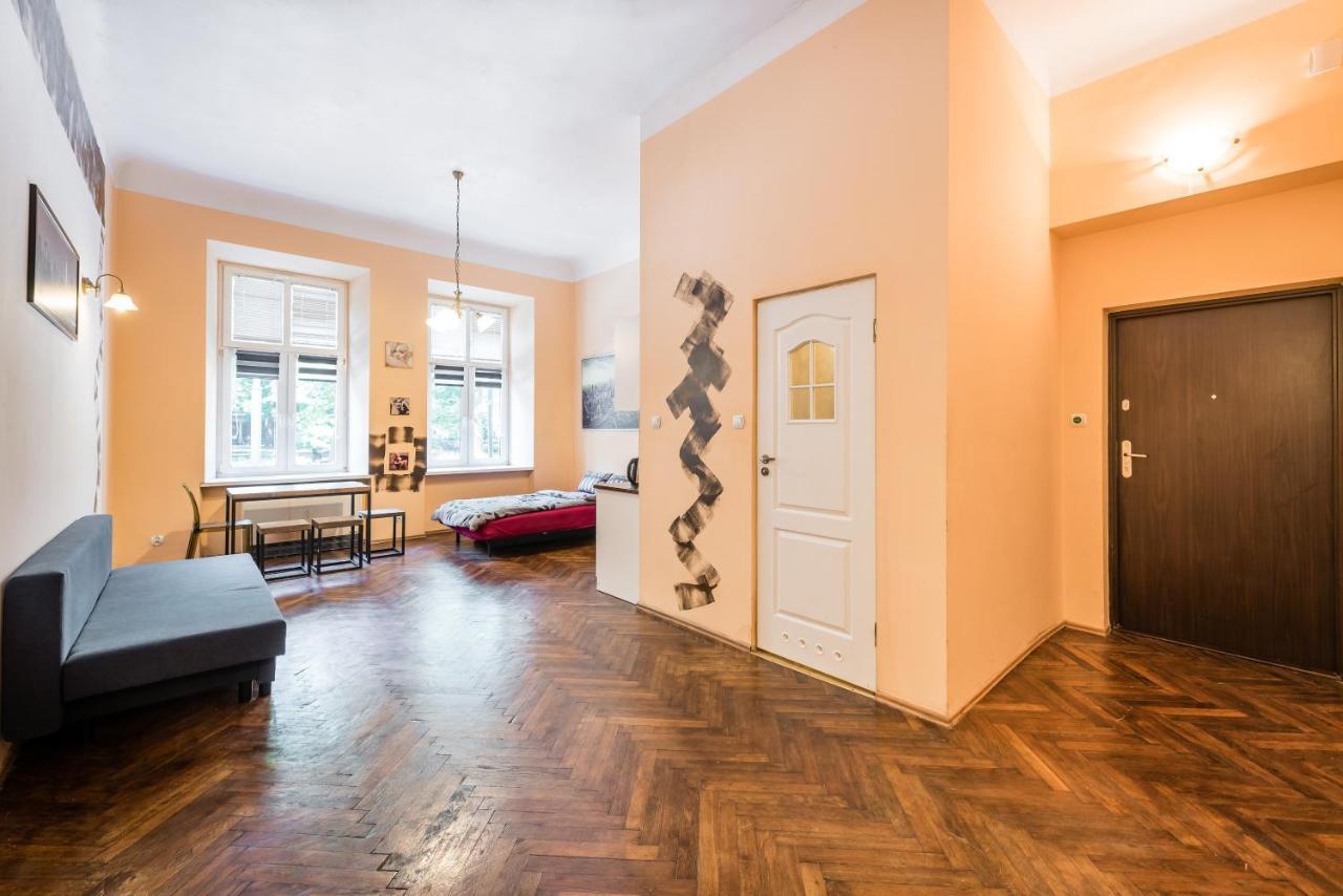 Adam12 Apartment Krakow Luaran gambar